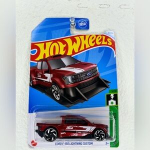 New Hot Wheels FORD F-150 LIGHTNING CUSTOM
Packaging is in good condition.